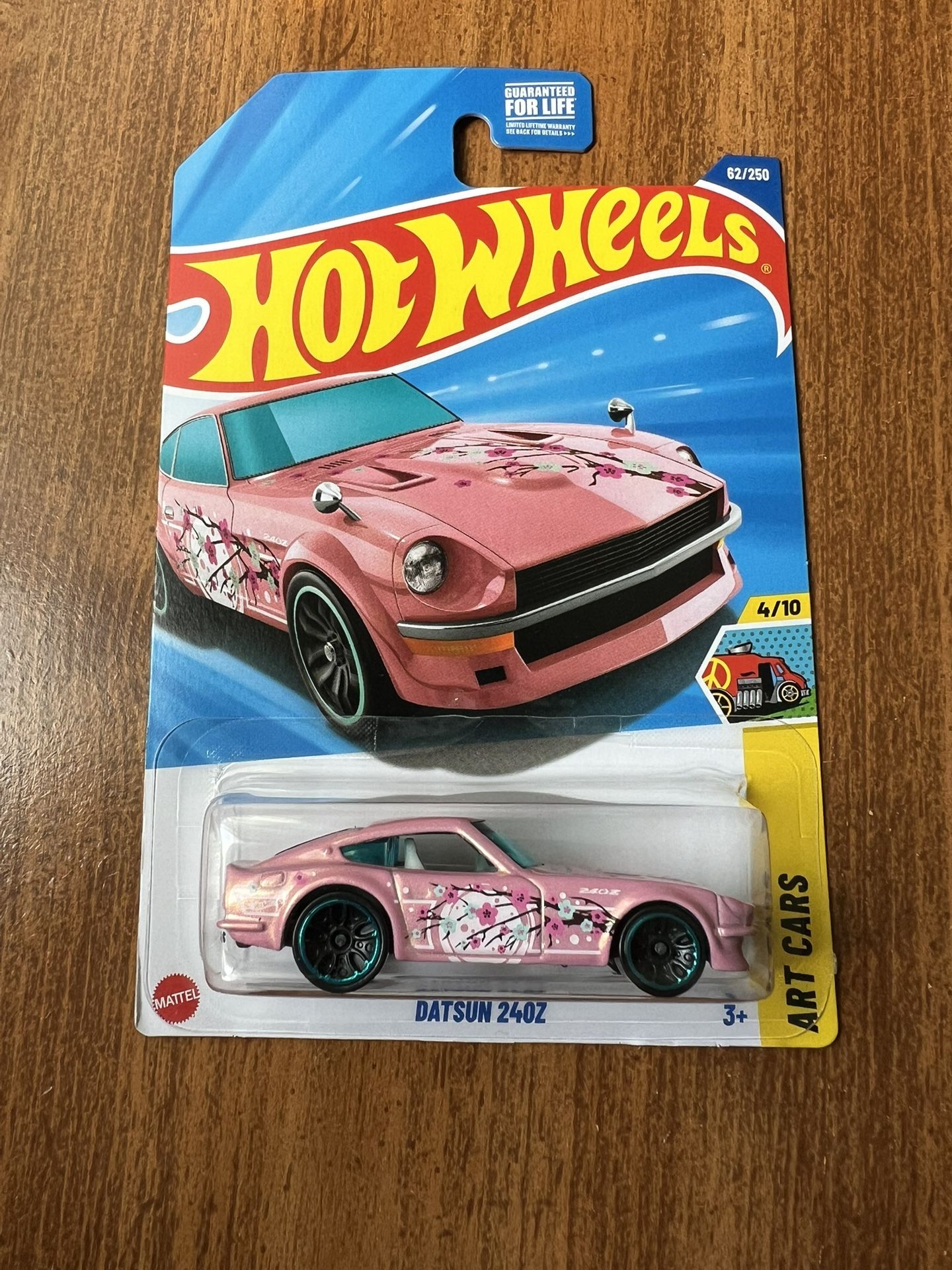 Hot Wheels Datsun 240Z – Brand New | Cherry Blossom Graphics