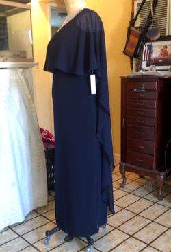 Party Dress new size 6