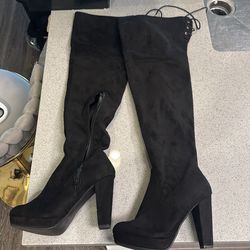 Guess Boots Over the Knee Size 8M
