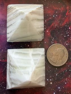 onyx pyramids