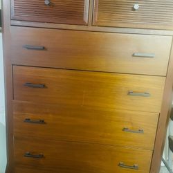 Dresser Set 