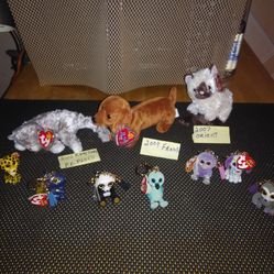 Ty Cats And Dogs.. Keychains.. Selling As A Bundle.. All Sales Final.