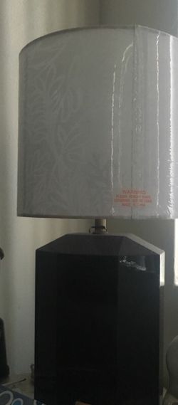Table lamp
