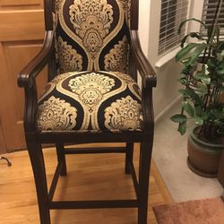 SINGLE ELEGANT BAR STOOL