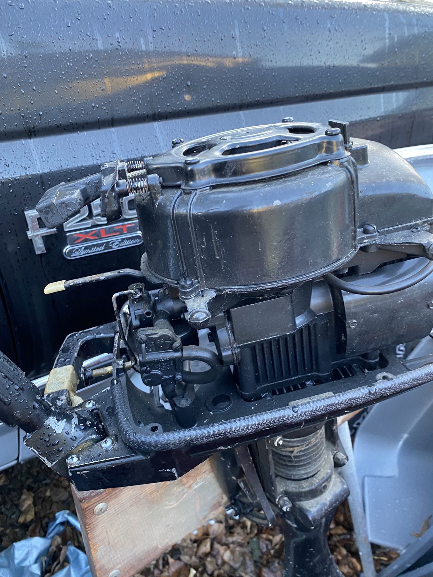 Clinton 4HP Air Cooled Outboard Boat Motor K400 for Sale in Renton, WA OfferUp
