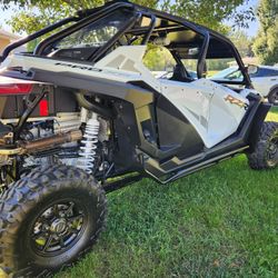 Polaris RZR Pro Xp4 Sport