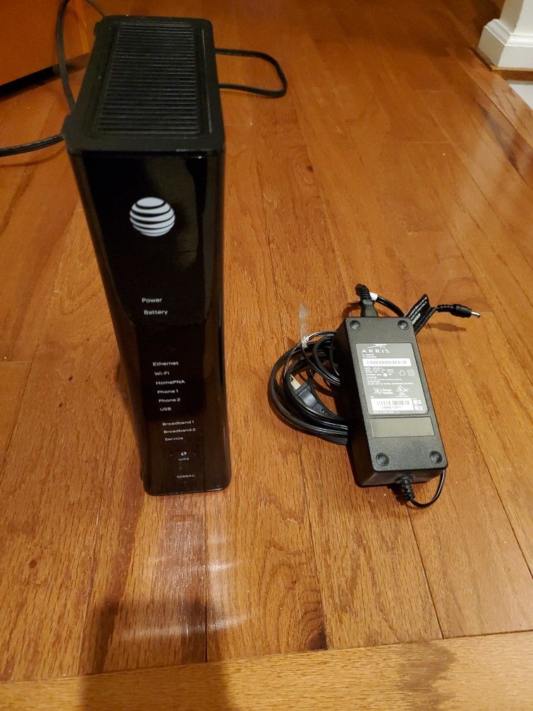 Pace 5268AC 4 Port Gateway Internet Wireless Modem Router with Power Adapter