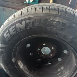 Like New Used Tires 215/70R15