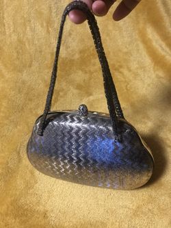 Silver clutch purse 👜
