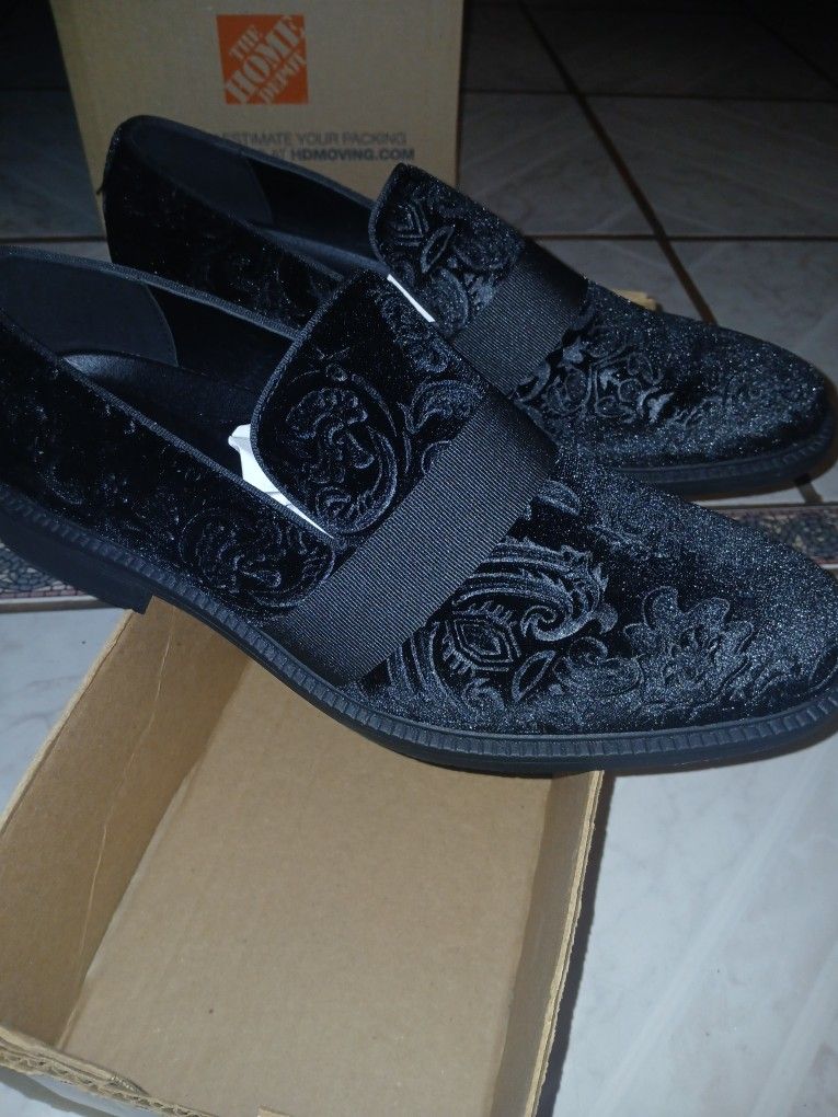 New Mens Size 12 Black Loafers Dressing Shoes