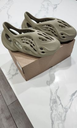 Yeezy Foam Runner