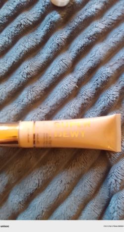 REVOLUTION MAKEUP  LONDON