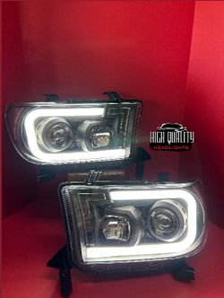 Toyota Tundra 2007. 2013 headlights.