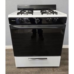 Magic Chef 4 Cu. Ft. Gas Range 31001SAW