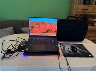 Acer Predator  Helios  18 AI (PH18-73)       RTX 5080 Ultra 9 275HX (Pristine) 1TB Sd