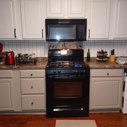 Gas Stove and Microwave