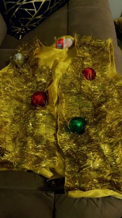 Couple’s Christmas Fun Outfits