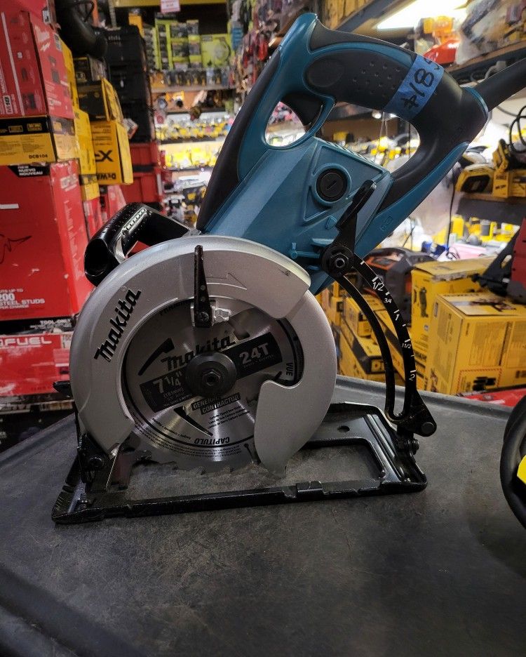 MAKITA CORDED CIRCULAR SAW 7-1/4 IN. CORDED $185