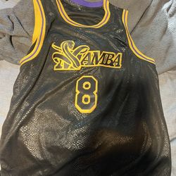Kobe Bryant mamba jersey
