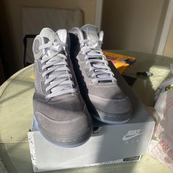 Air Jordan Wolf Grey 5s