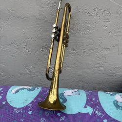 Vintage trumpet   🎺. ￼