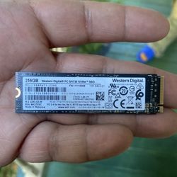 Western Digital PC SN730 256GB NVMe SSD