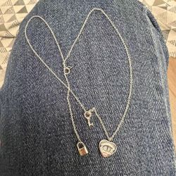 Tiffany & Co Love Heart Tag Key Pendant Return to Love Necklace