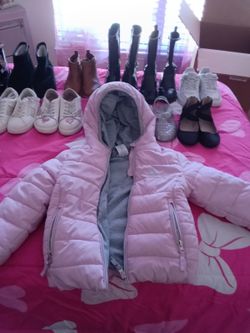 Girl Clothes/Shoes Sizes Infant -Toddler Size 5T