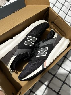 Women’s New Balance
