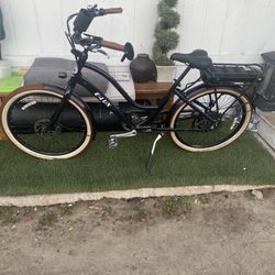 E-Lux Newport Cruiser
