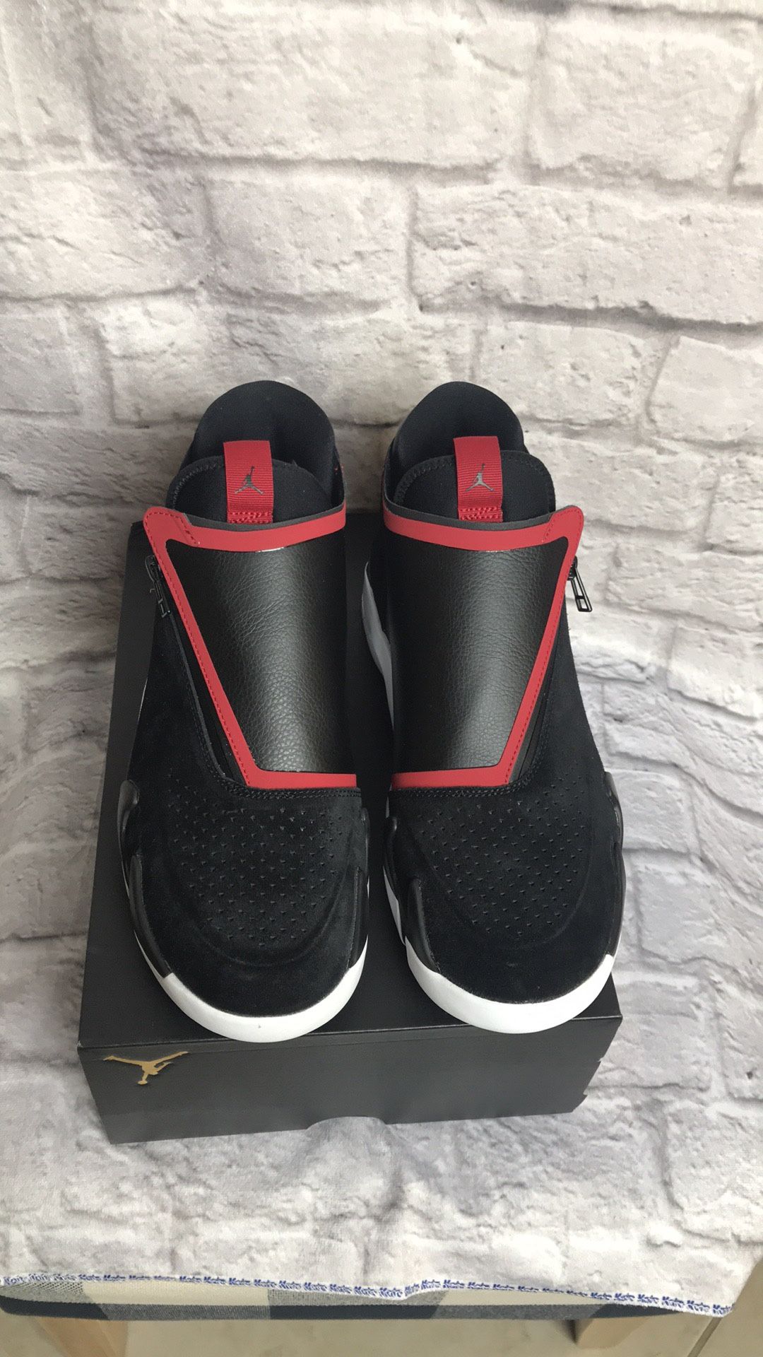 Jordan jumpman z outlet bred