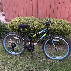 Youth Bike 24” Mountain Bicycle Bicicleta De Montana Para Jovencitas 