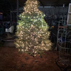 Christmas Tree 7ft Tall