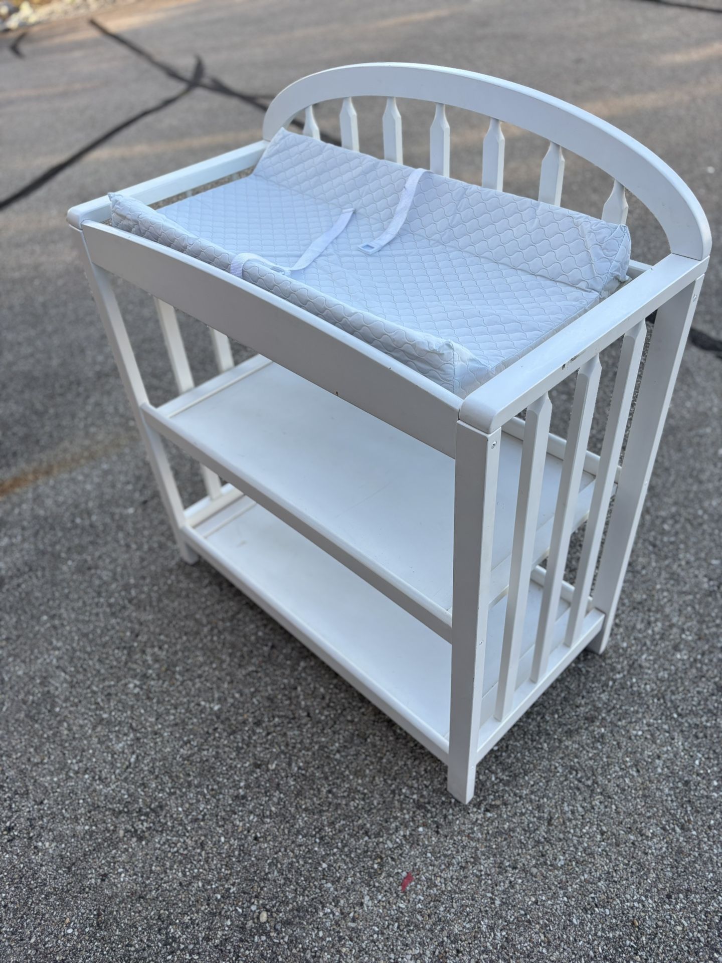 Baby Changing Table With Pad(No Shipping)