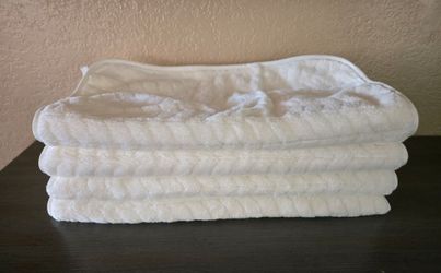 4 Hand Towels