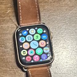 Apple Watch Series 4 44MM Leather Band (O.B.O)