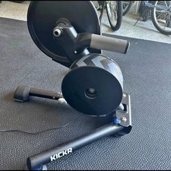 Wahoo Kickr V5 Smart Trainer 