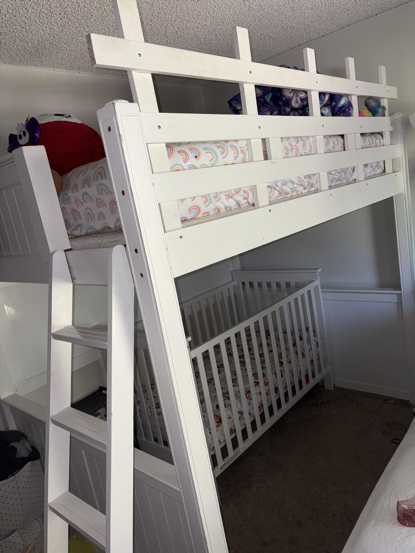 Toddler Loft Bed With Ladder.. Baby Crib Under