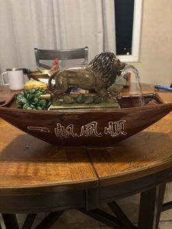 Smooth Sailing Leo Water Feature 