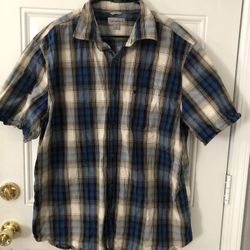 Carhartt Shirt Mens XL Blue Gray Plaid Button Down Short Sleeve Work shirt