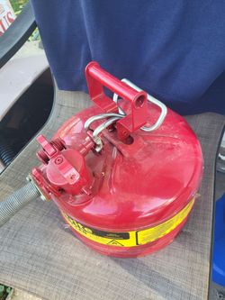 Justrite Type II Safety Gas Can