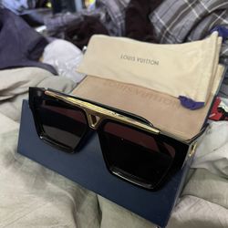 Louis Vuitton Z1502W Shades
