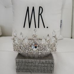 Beautiful Wedding Crown $25