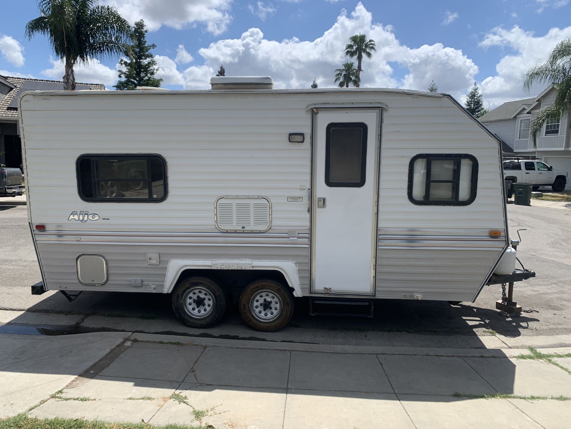 RV Trailor