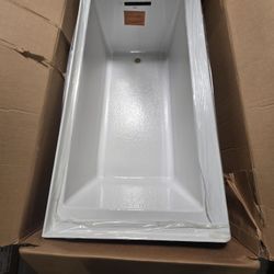 Underscore 60 in. x 30 in. Soaking Bathtub with Right-Hand Drain in White