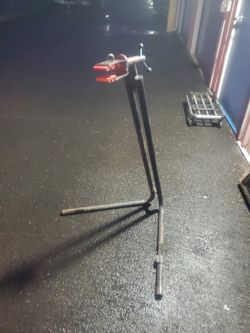Folding bicycle repair stand