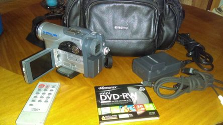 Hitachi DVD Cam