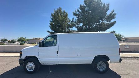 2008 Ford E250 Cargo