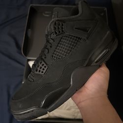 Jordan 4 “Black Cats” 9.5