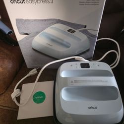 Cricut East Press 3